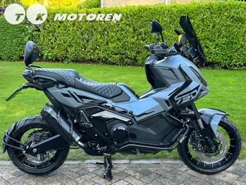 ⭐️ NIEUWE 2025 CUSTOM Honda XADV 750 BLUE PEARL BTW !  beschikbaar voor biedingen