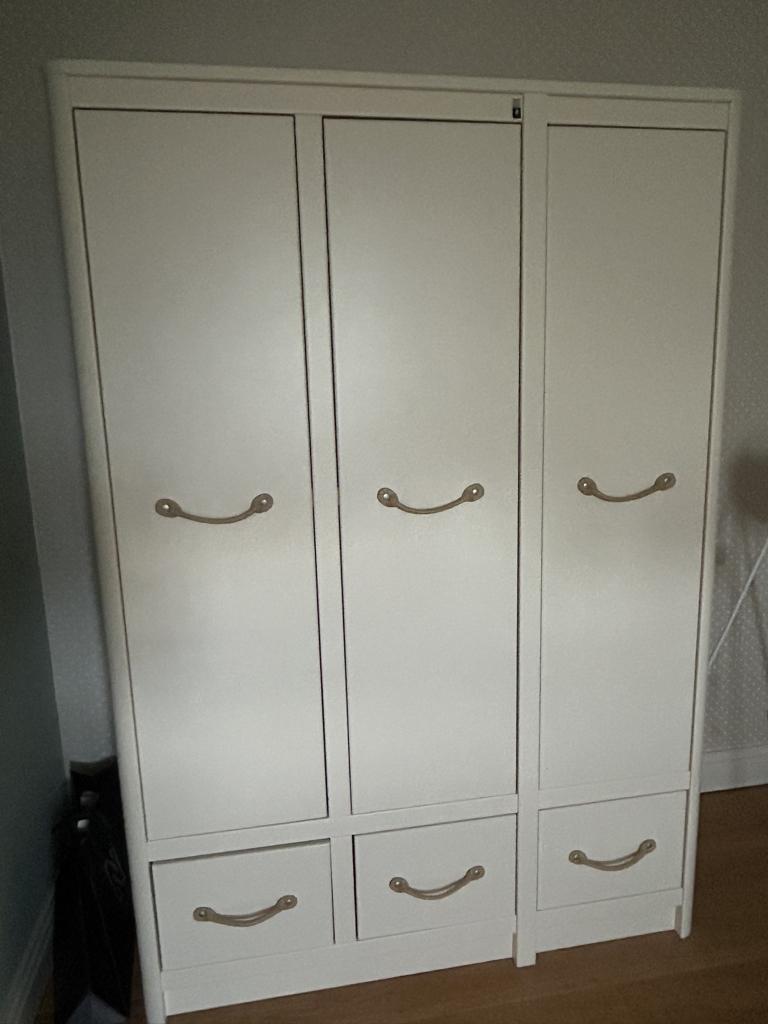 Disney Small World bed en 3 Deurs kast, Ophalen, Gebruikt, 180 cm of meer, 85 tot 100 cm