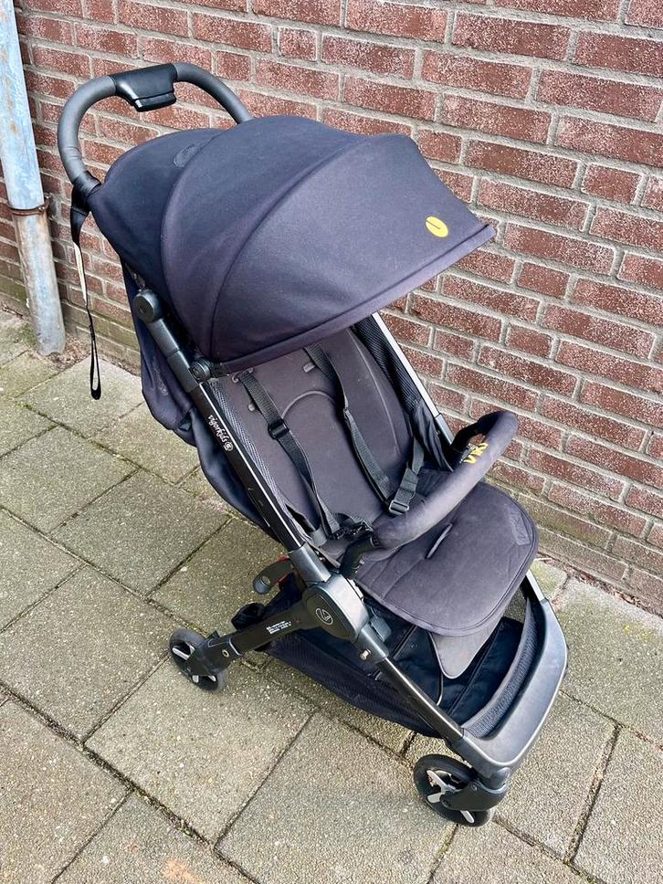 Buggy Viki Vigorkids ZGAN full black. Extra gele bekleding, Kinderen en Baby's, Buggy's, Zo goed als nieuw, Overige merken, Verstelbare rugleuning