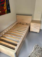 Slaapkamer: bed - nachtkastje & kastje, Huis en Inrichting, Slaapkamer | Complete slaapkamers, Ophalen, Gebruikt, Eenpersoons