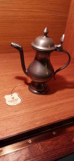 Tinnen schenkkan meubelfabriek Oisterwijk, Antiek en Kunst, Ophalen