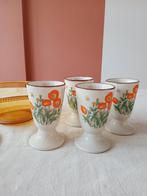 Vintage bekers op voet crème bloemen, Antiek en Kunst, Ophalen of Verzenden