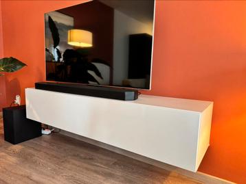 Wit zwevend TV meubel – hoogglans, 150 cm beschikbaar voor biedingen