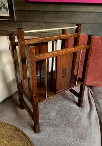 Amsterdamse School lectuurstandaard messing hout Art Deco. beschikbaar voor biedingen