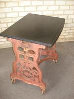 Uniek   Oud Ijzeren brocante bijzettafel  verrijdbaar, Antiek en Kunst, Ophalen