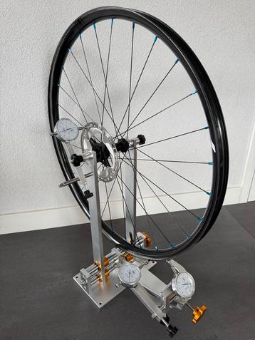 Wielrichter, wielcentreerstandaard, Wielbouw gereedschap beschikbaar voor biedingen