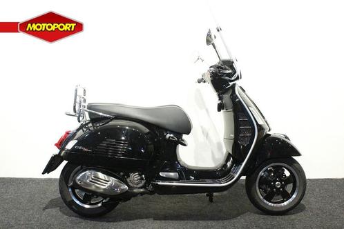 Vespa GTS 300 ABS (bj 2021), Motoren, Motoren | Overige merken, Bedrijf, Scooter