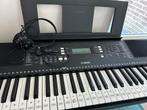 Keyboard met standaard, bankje en koptelefoon, Muziek en Instrumenten, 61 toetsen, Yamaha, Ophalen of Verzenden, Zo goed als nieuw
