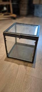 Glazen Vitrinekastje 25x25cm, Huis en Inrichting, Minder dan 50 cm, Gebruikt, Minder dan 50 cm, Ophalen of Verzenden
