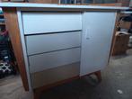 Commode jaren 60 vintage retro 4 lades en 2 legplanken, Gebruikt, 50 tot 70 cm, 100 cm of meer, Voetruimte