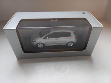 Volkswagen Golf Plus Minichamps 1:43 modelauto 122/2 beschikbaar voor biedingen
