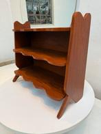 Vintage jaren 50 Massief Teak hout etagere kastje Nurigarage, Ophalen, Gebruikt