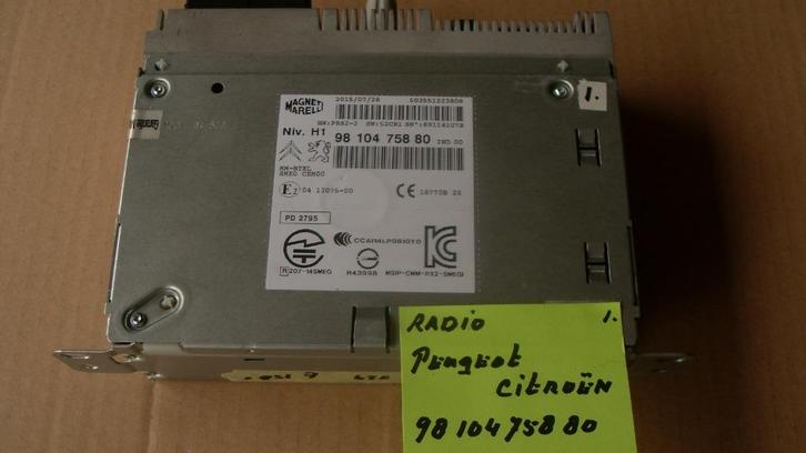 div. radio en navigatiesystemen peugeot en citroën ,met reke, Auto-onderdelen, Elektronica en Kabels, Citroën, Peugeot, Gebruikt
