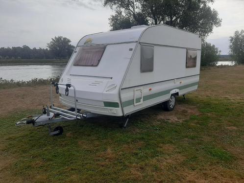 Delta 4400 caravan met frans bed,voortent met uitbouw,luifel, Caravans en Kamperen, Caravans, Particulier, tot en met 4, 750 - 1000 kg