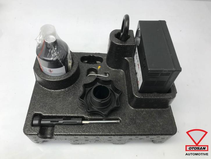 VW Golf 7 Polo 2G Tiguan Elekt. Pomp Schuim Set 5N0012615C, Auto-onderdelen, Banden en Velgen, Band(en), Gebruikt, Ophalen of Verzenden