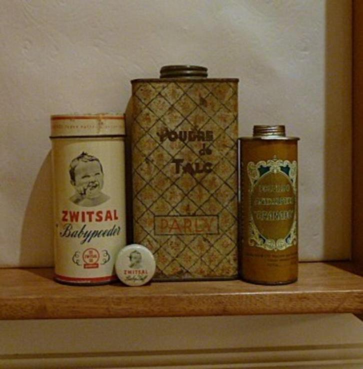 4 Oude Zwitsal en poederblikjes, Antiek en Kunst, Antiek | Overige Antiek, Ophalen of Verzenden