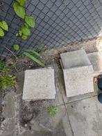 Gratis Tegels, Tuin en Terras, Tegels en Klinkers, Ophalen, Zo goed als nieuw, 10 m² of meer, Beton