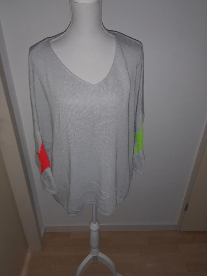 B.Lieve Trui One Size - Nieuw met Sterren!, Kleding | Dames, Truien en Vesten, Nieuw, Beige, Ophalen of Verzenden
