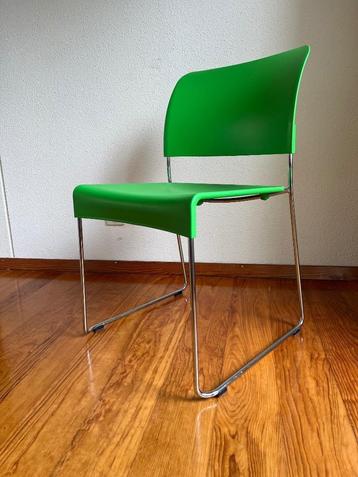 Vitra Sim stoel groen beschikbaar voor biedingen