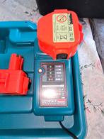Makita Oplader + Accu - Zonder Boormachine, Ophalen, Zo goed als nieuw