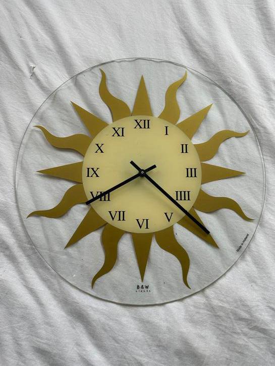 Klok vintage b&w, Ophalen of Verzenden, Zo goed als nieuw, Analoog, Wandklok