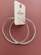 Lovisa zilveren hoops oorringen glitter nieuw, Sieraden, Tassen en Uiterlijk, Oorbellen, Overige materialen, Hangers, Nieuw, Ophalen of Verzenden
