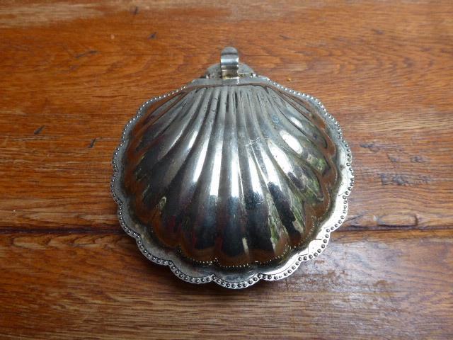 Een vintage verzilverd kaviaarschaaltje schelp (2), Antiek en Kunst, Antiek | Woonaccessoires, Ophalen of Verzenden