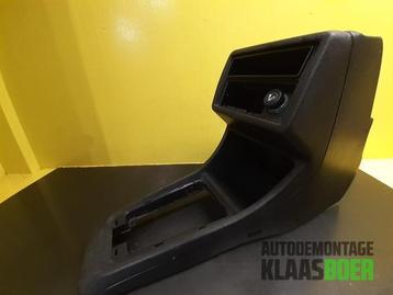 Middenconsoles van een Volkswagen Golf beschikbaar voor biedingen