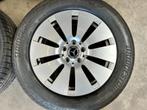 17 inch originele velgen + zomerbanden Mercedes Vito, Auto-onderdelen, Banden en Velgen, 18 inch, Gebruikt, Banden en Velgen, Mercedes