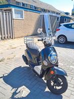 Scooter KYMCO SENTO 50cc met Helmen, Gebruikt, Overige modellen, Ophalen of Verzenden, Benzine