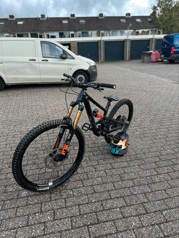 Yt capra core 4 mx maat S 2025 compleet/frame beschikbaar voor biedingen