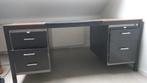 Mooie vintage Gispen bureau., Huis en Inrichting, Ophalen, Zo goed als nieuw
