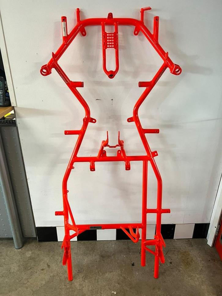 Nieuw Intrepid F4K Frame 2023, Sport en Fitness, Karting, Nieuw, Kart, Ophalen
