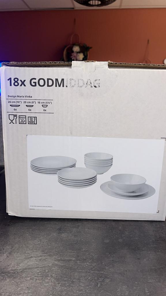 IKEA GODMIDDAG 18-delig Servies, Huis en Inrichting, Keuken | Servies, Nieuw, Compleet servies, Effen, Aardewerk, Ophalen of Verzenden