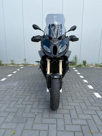 BMW S1000XR Triple Black 2022 beschikbaar voor biedingen