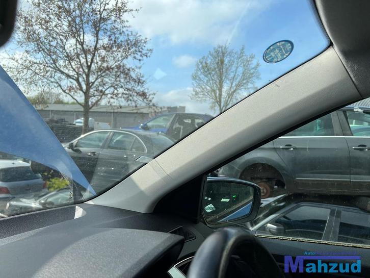 SKODA FABIA 3 rechts a stijl kap 2014-2021, Auto-onderdelen, Interieur en Bekleding, Skoda, Gebruikt, Ophalen of Verzenden