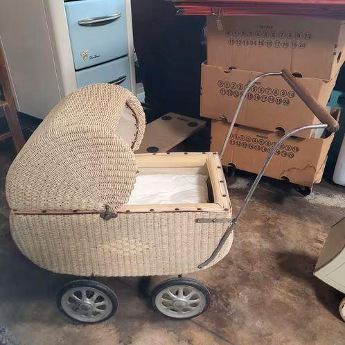 Oude poppenwagens, Antiek en Kunst, Antiek | Speelgoed, Ophalen