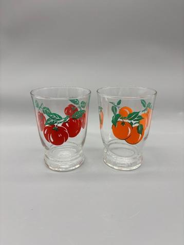Set Retro Sap glaasjes 2 stuks 70's beschikbaar voor biedingen