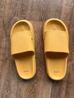 Happy Flops, Slippers, Geel, Nieuw, Ophalen of Verzenden