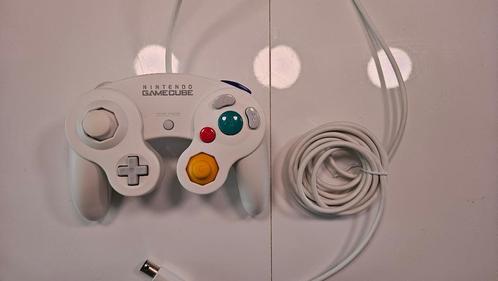 Uit m'n collectie: Witte GameCube controller, Spelcomputers en Games, Spelcomputers | Nintendo Consoles | Accessoires, Zo goed als nieuw