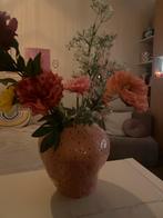 Aardbei Vaas met nep  Bloemen, Overige kleuren, Aardewerk of Porselein, Ophalen of Verzenden, Zo goed als nieuw