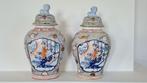 2 Ovale Antieke Chinese Famille Rose Dekselvazen h. 41 cm., Antiek en Kunst, Ophalen of Verzenden