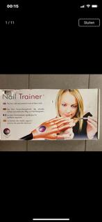 Nail trainer, Sieraden, Tassen en Uiterlijk, Uiterlijk | Cosmetica en Make-up, Ophalen of Verzenden, Zo goed als nieuw, Beige