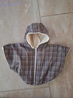 Zelfgemaakte poppenjasje met capuchon, past baby born, Ophalen of Verzenden, Zo goed als nieuw, Kleertjes