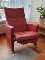 rood leren relaxstoel, handbediening voor rug en Voetensteun, Gebruikt, Leer, 75 tot 100 cm, 50 tot 75 cm