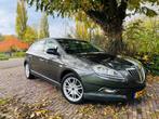 Lancia Delta 1.4 Tjet 120 2009 Top! Winterset en Dakdrager, Auto's, Lancia, Voorwielaandrijving, 65 €/maand, 4 cilinders, Origineel Nederlands