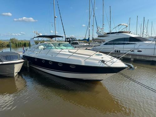Fairline Targa 43, Watersport en Boten, Speedboten, Zo goed als nieuw, 6 meter of meer, Diesel, 200 pk of meer, Polyester, Binnenboordmotor