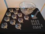 Glazen bowl set met 12 glazen, ophanghaakjes en opscheplepel, Huis en Inrichting, Nieuw, Ophalen of Verzenden, Glas, Overige stijlen