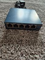 Gigabit Switch - 5 poort desktop model, Computers en Software, Netwerk switches, Ophalen of Verzenden, Gebruikt