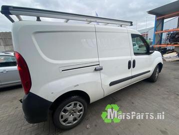 Imperiaal van een Fiat Doblo beschikbaar voor biedingen